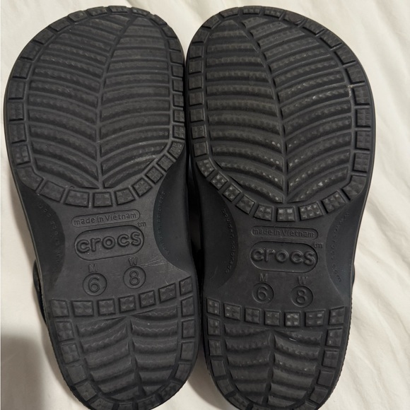 Black Fuzzy Crocs - Picture 3 of 3